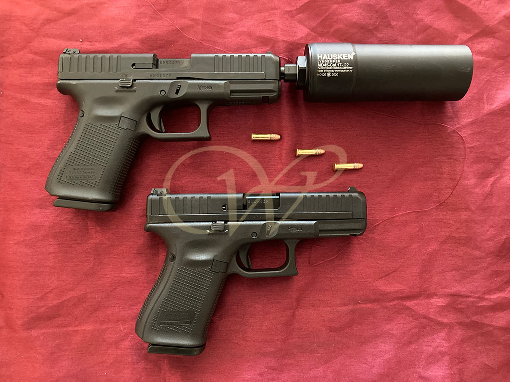 2 x Glock 44 (mit und ohne Schalldämpfer), Kal.: .22lr,  Schiessanlage Winkeler