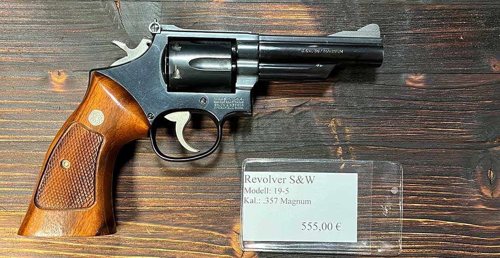 S & W Modell: 19-5Kal.: .375 Magnum