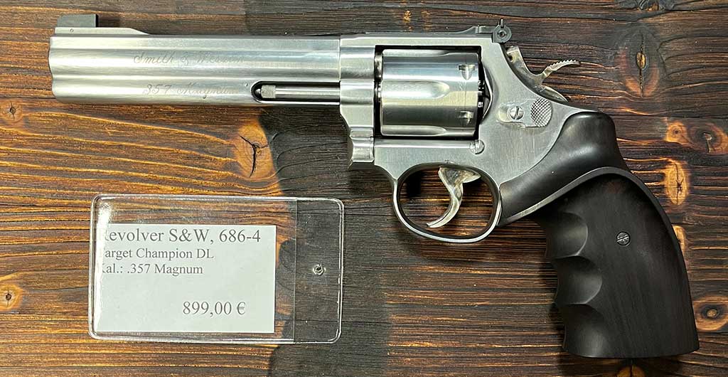 Revolver S & W Modell: 686-4Target Champion DL Kal.: .357 Magnum
