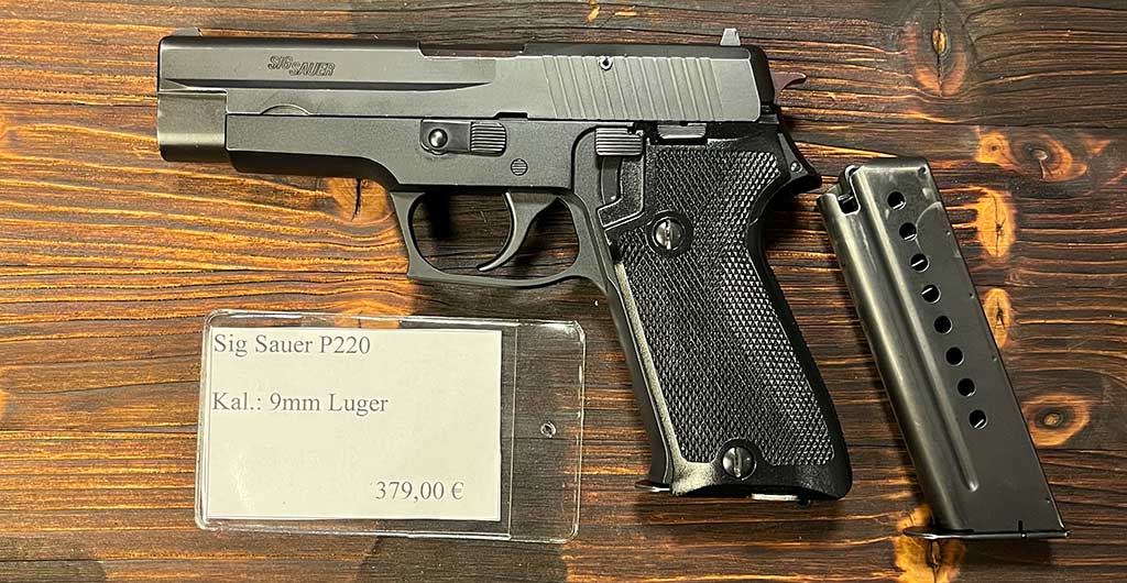 Sig Sauer P220 kal.: 9mm Luger