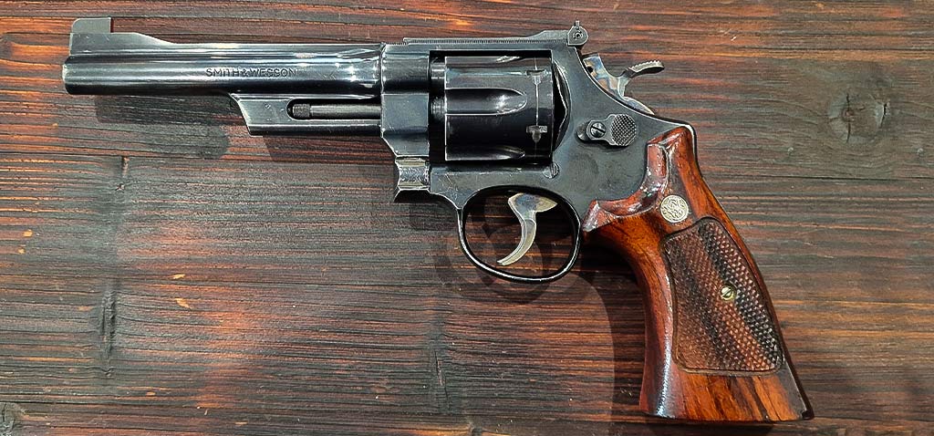 revolver smith & wesson m7